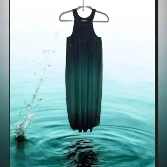 VENUS Formal multi layer maxi dress - Picture 2 of 16